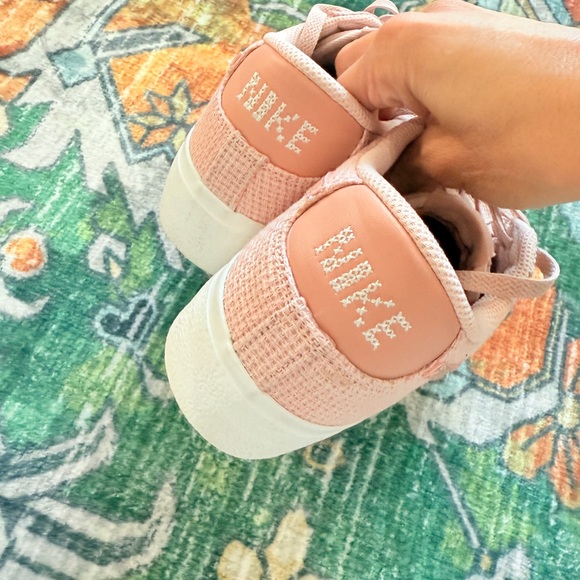 Nike Womens Blazer Low Platform Ess Pink Rose Sneakers Shoes Size 8.5 - Picture 4 of 7